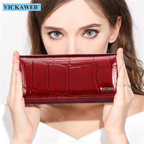 magnetic wallets for women.